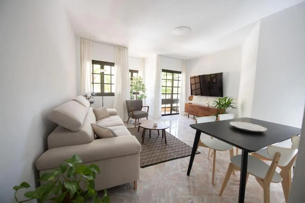 Comfortable Centric Apartment Steps From The Beach Gran Tarajal