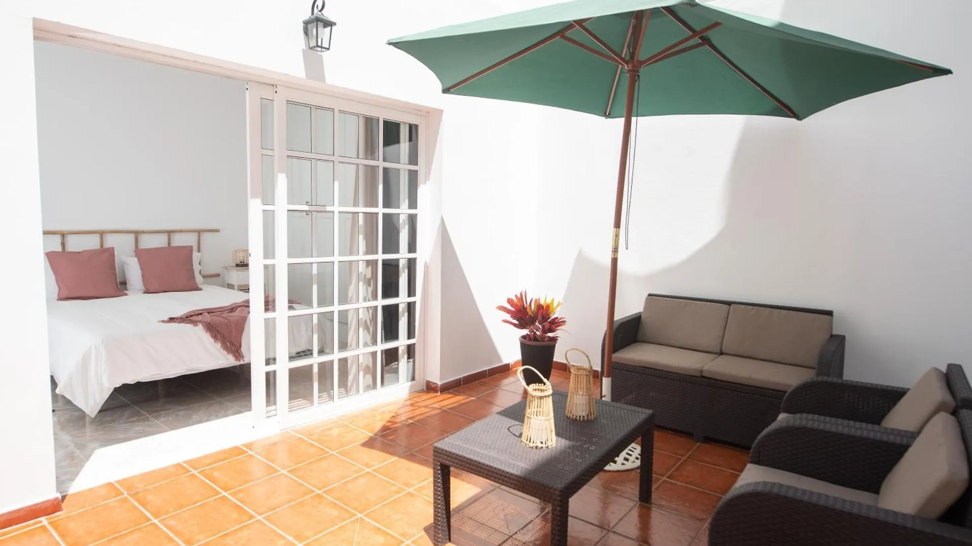 Comfortable Centric Apartment Steps From The Beach Gran Tarajal